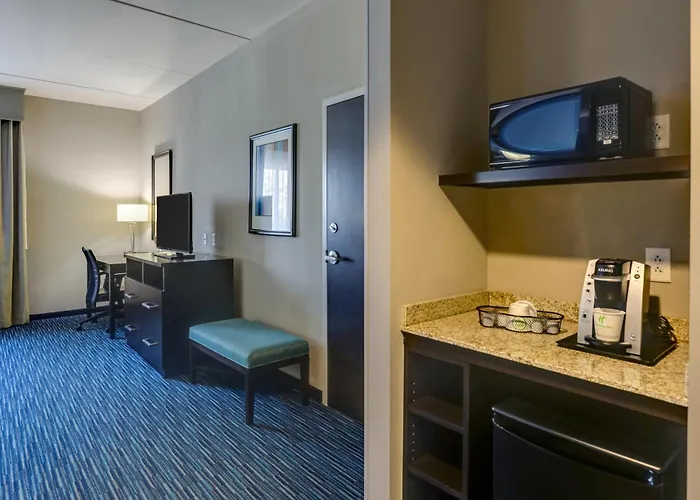 Holiday Inn Indianapolis Airport By Ihg